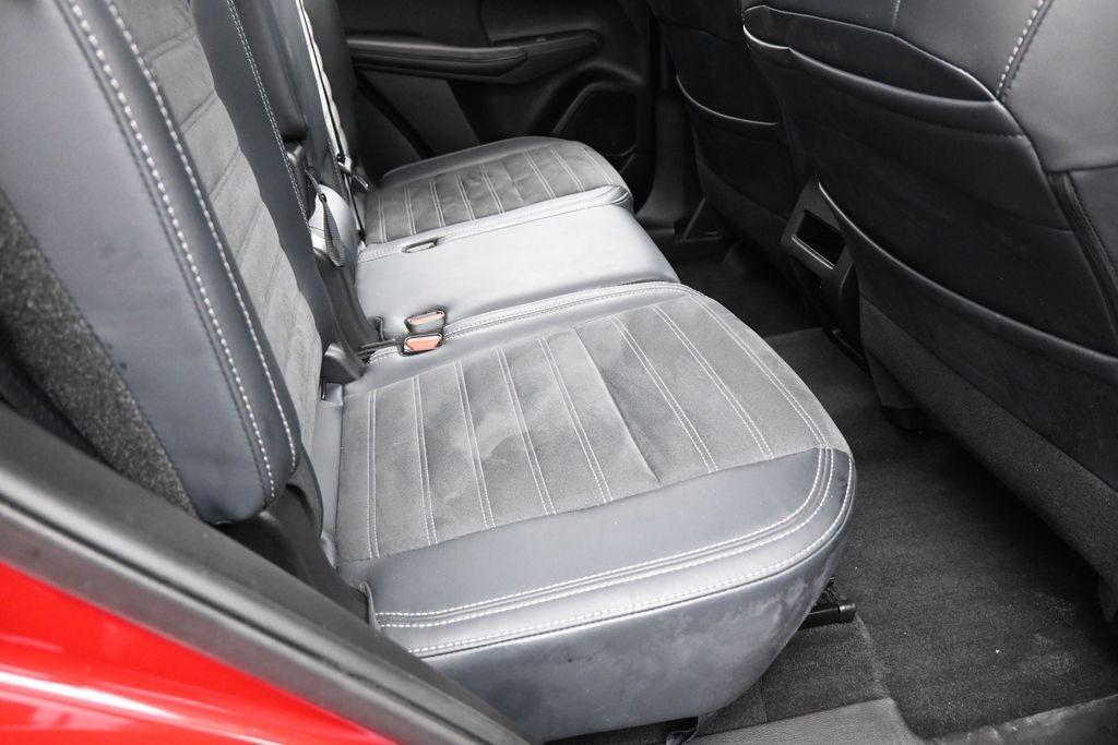 Used 2024 Red Mitsubishi SE Black Edition image 36