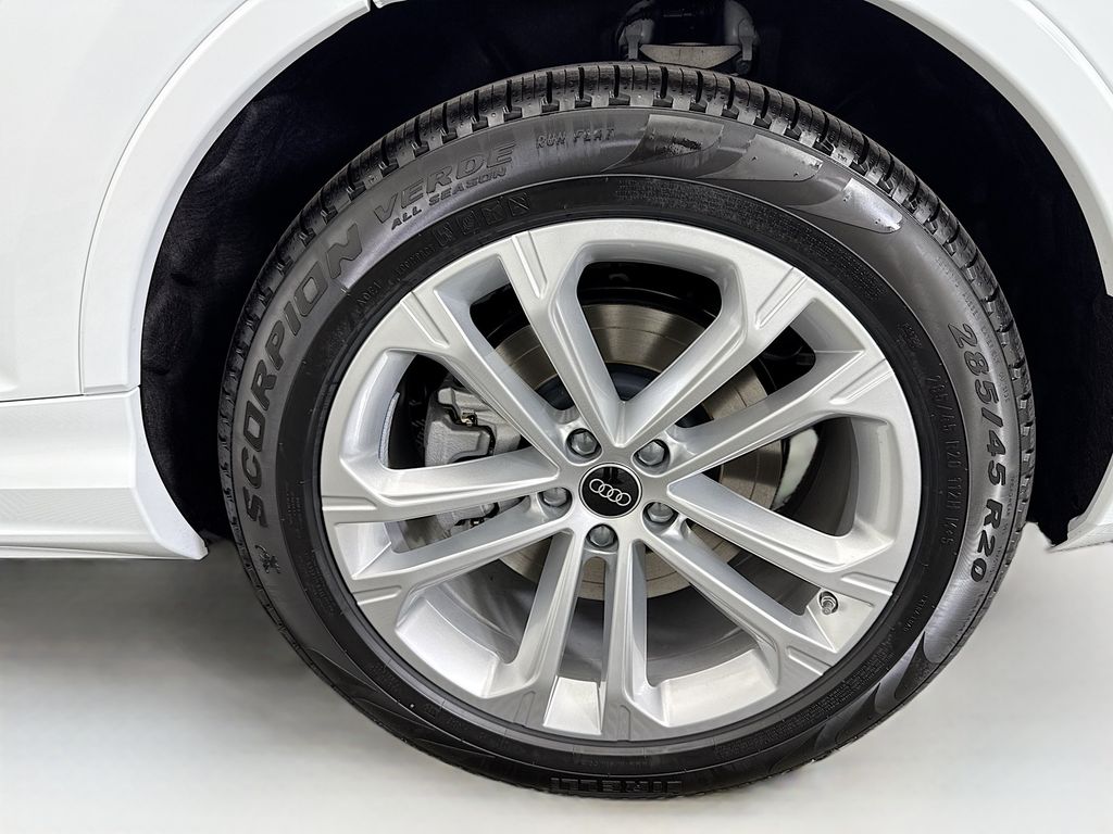 Thumbnail: 2026 Audi Q7 - 32