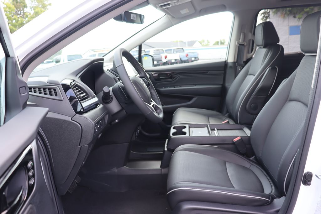 Thumbnail: 2026 Honda Odyssey - 31