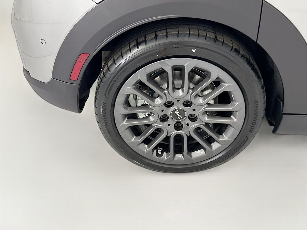 Thumbnail: 2026 MINI Cooper - 32