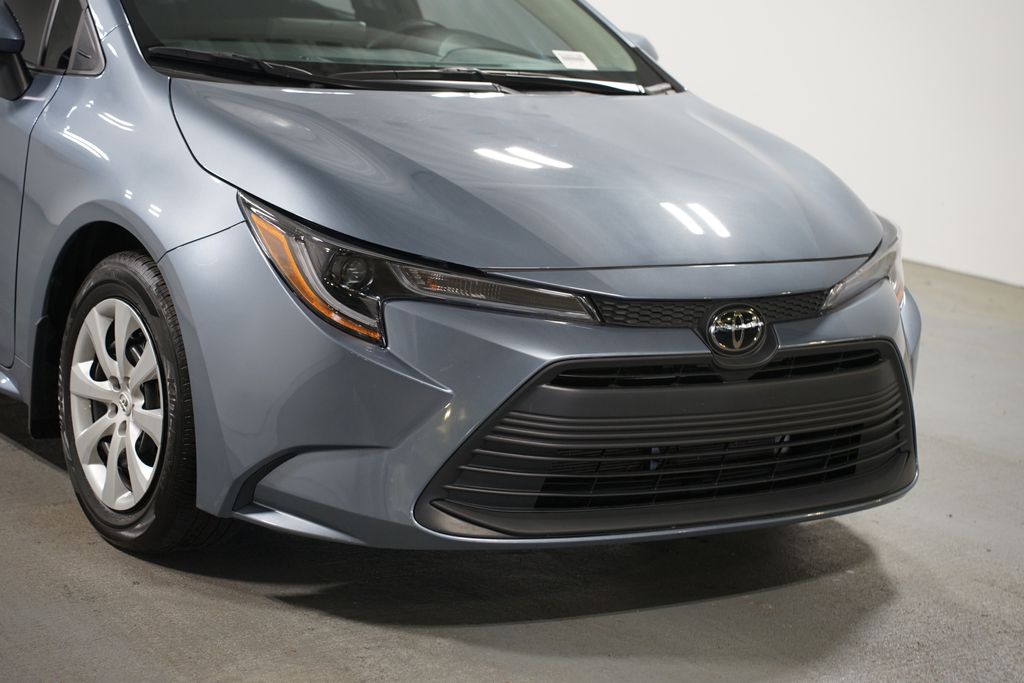 Thumbnail: 2025 Toyota Corolla - 4