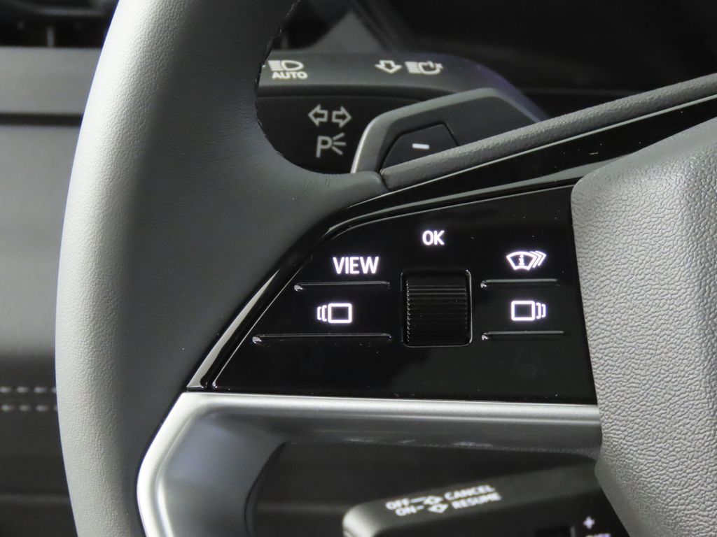 Thumbnail: 2027 Audi Q6 e-tron - 15