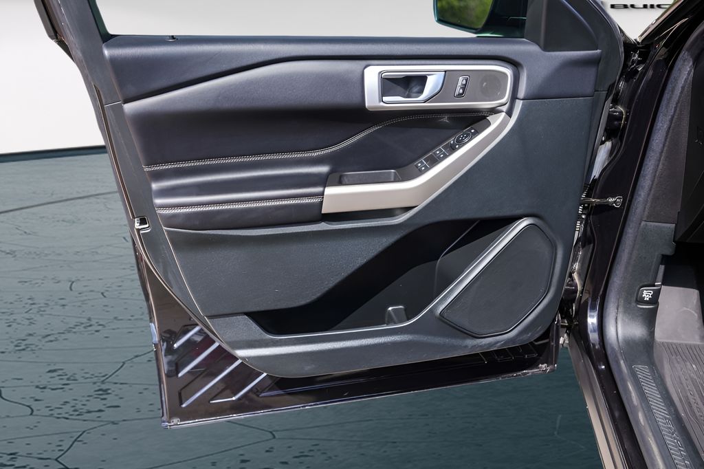 Used Car 2023 Ford Explorer  Xlt For Sale Under $30,000 In Austin, Texas