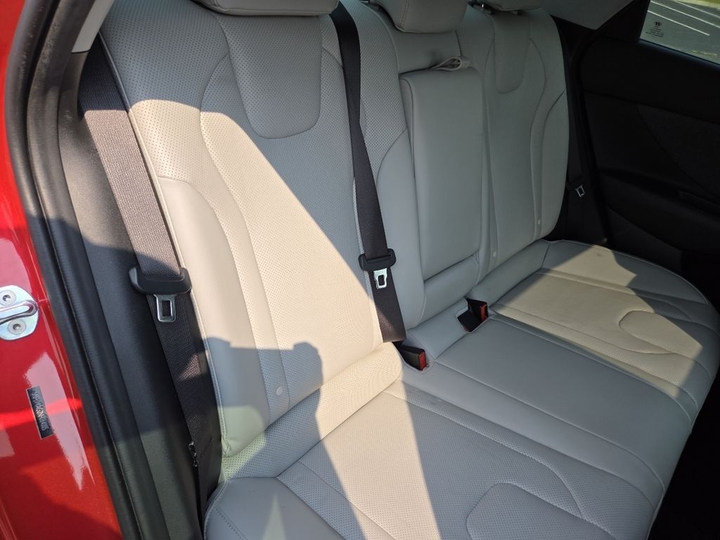 Used 2022 Red Hyundai Limited image 28