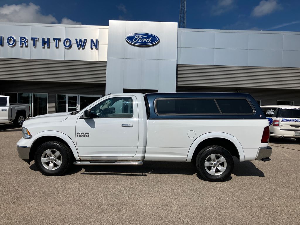 Bright White Clearcoat 2013 RAM 1500 Pickup Truck Four-Wheel Drive 6-Speed Automatic