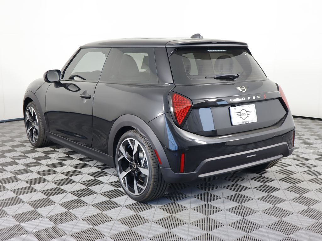 2025 MINI Cooper S 7