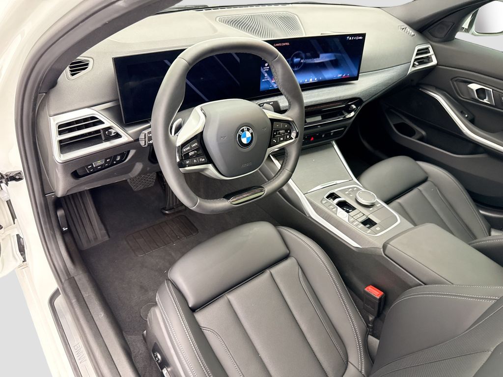 Thumbnail: 2025 BMW 3 Series - 9