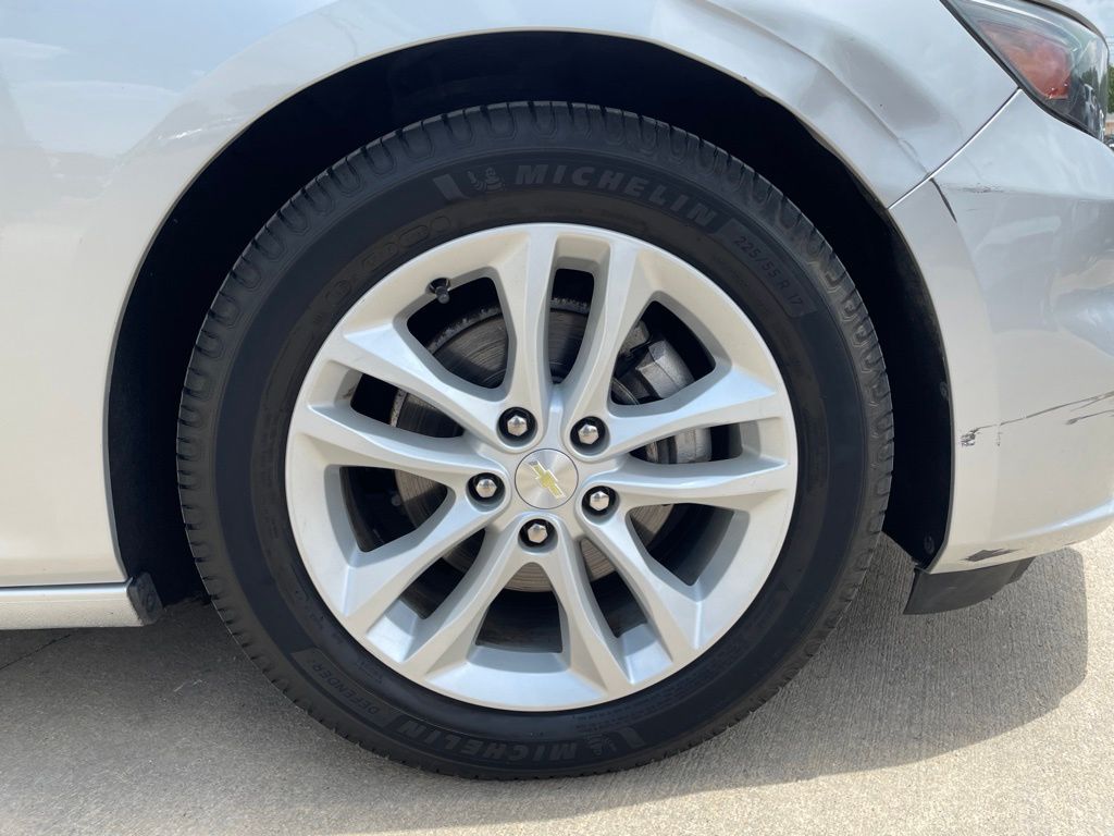 Used Car 2016 Chevrolet Malibu  Lt For Sale Under $12,000 In Georgetown, Texas