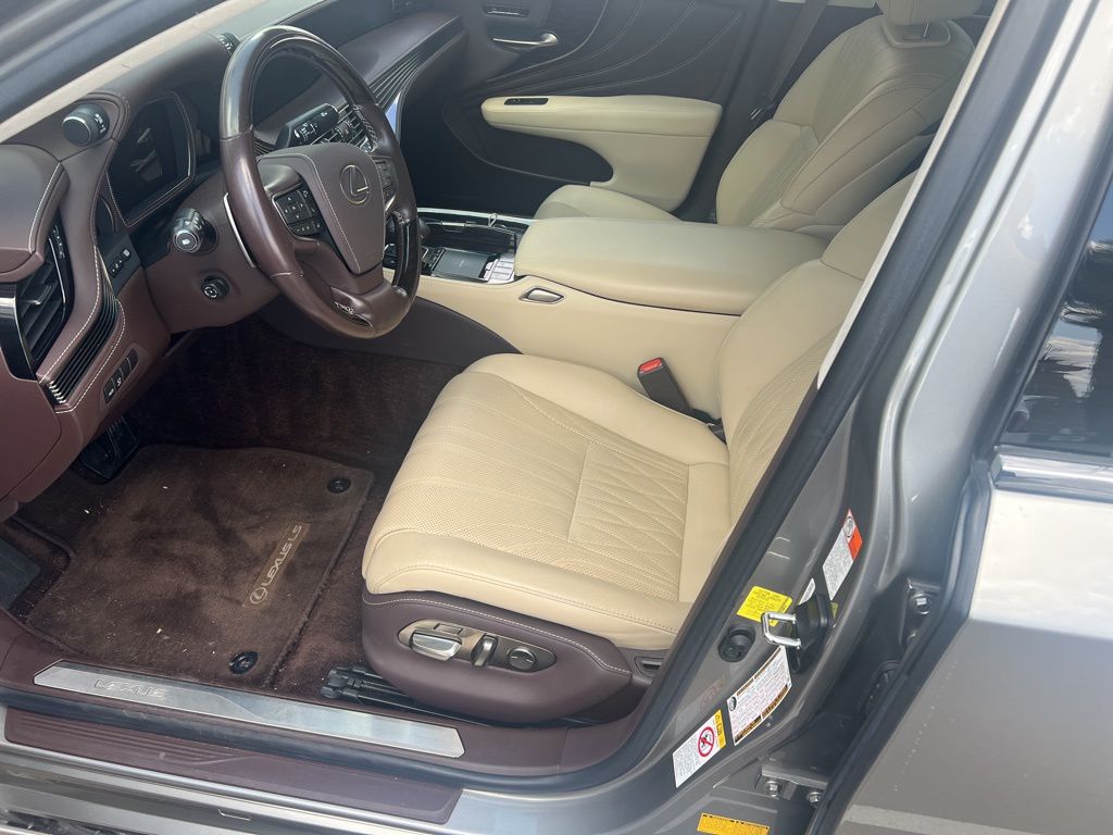Thumbnail: 2018 Lexus LS - 5