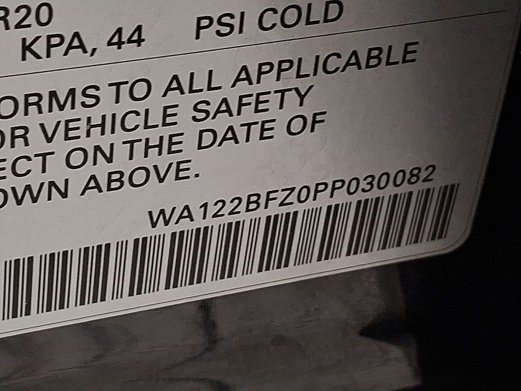 Thumbnail: 2023 Audi Q4 e-tron - 26