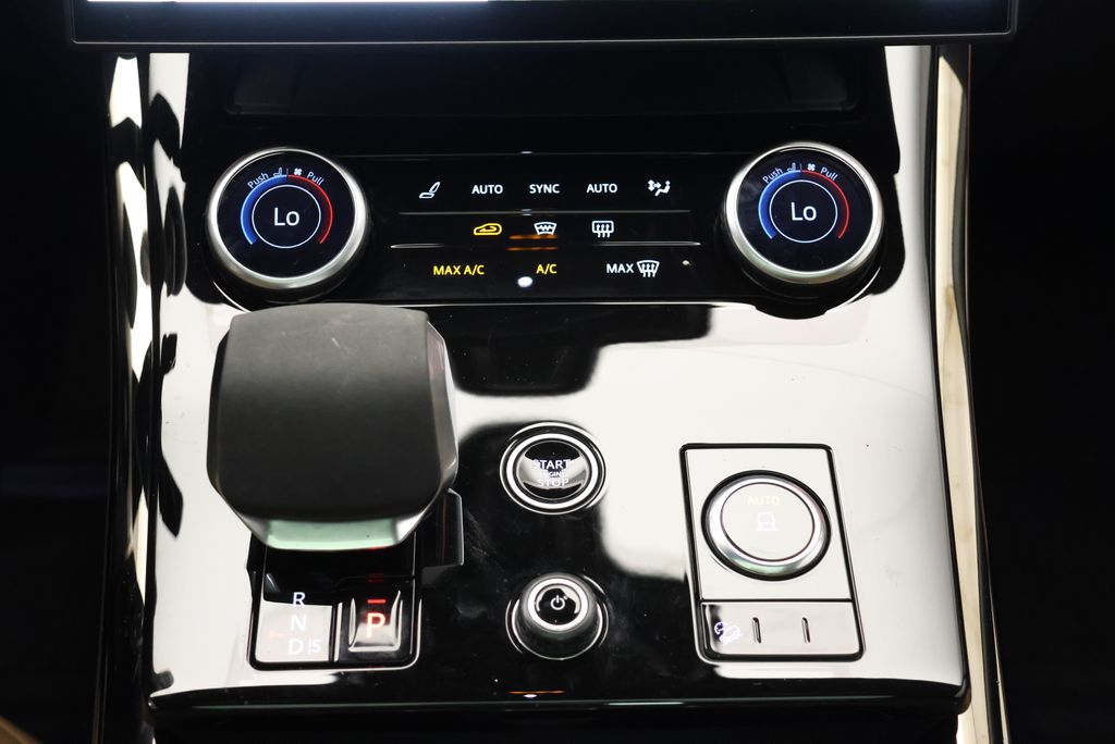 Thumbnail: 2023 Land Rover Range Rover Sport - 20