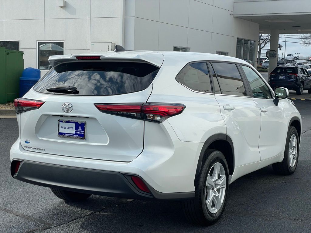 2023 Toyota Highlander L 5