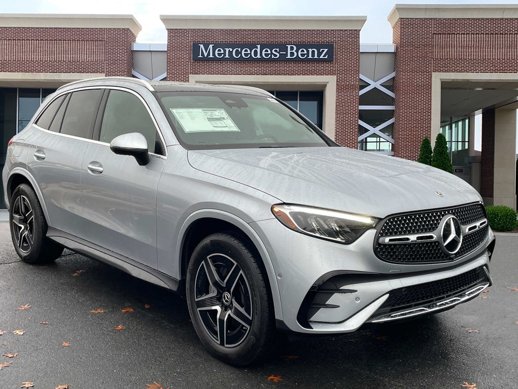 2025 Mercedes-Benz GLC 350 3