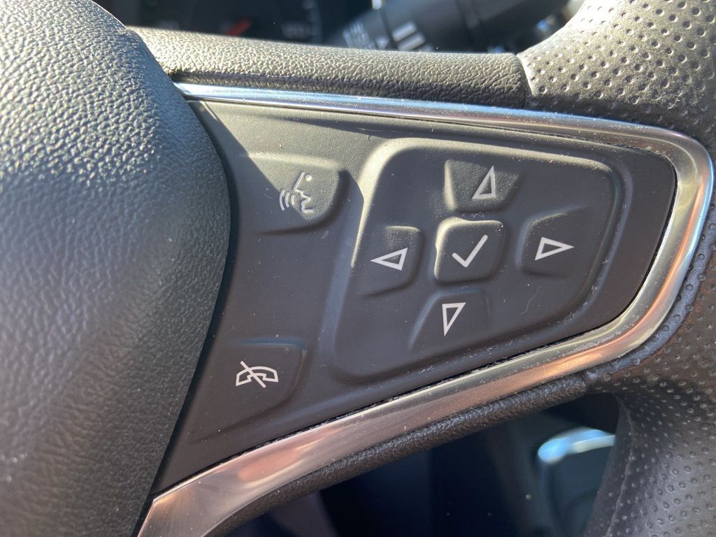 Thumbnail: 2019 Chevrolet Malibu - 18