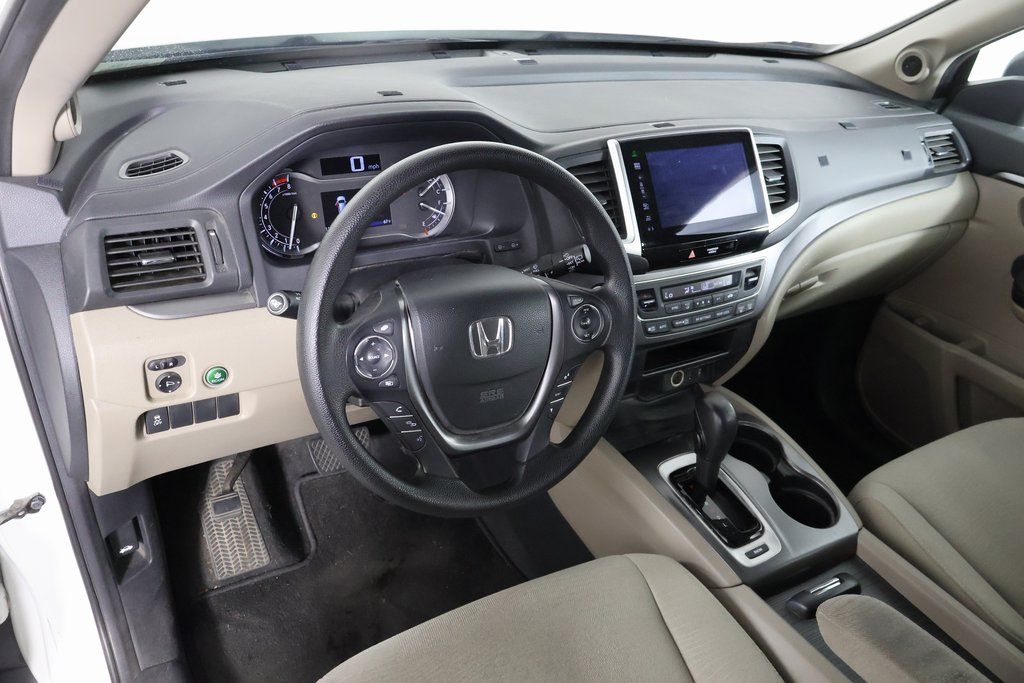 Thumbnail: 2016 Honda Pilot - 5