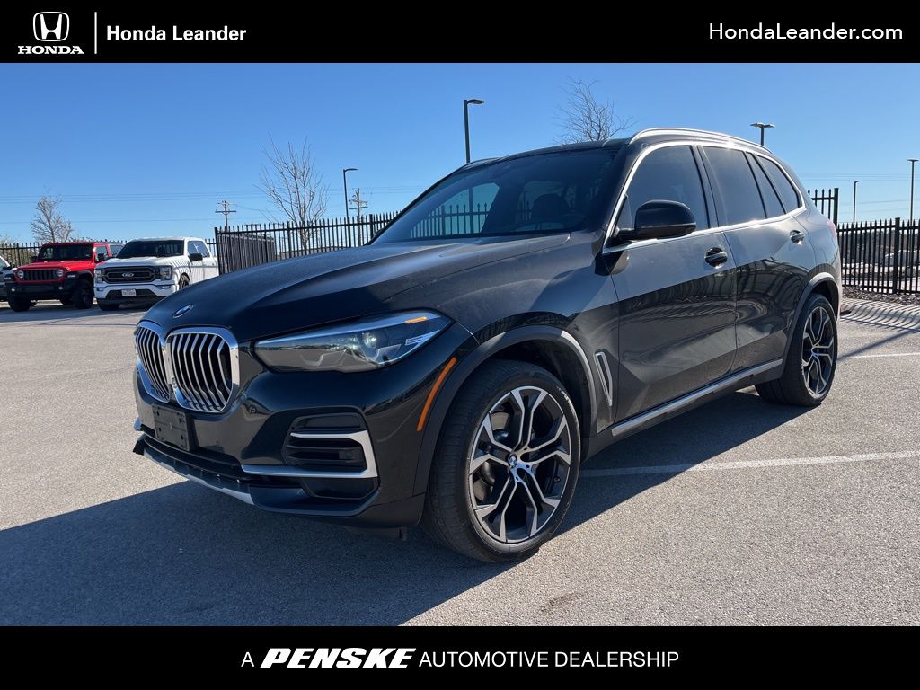 Thumbnail: 2022 BMW X5 - 1