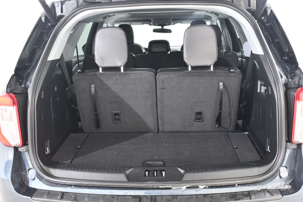 Used 2023 Blue Ford XLT image 21