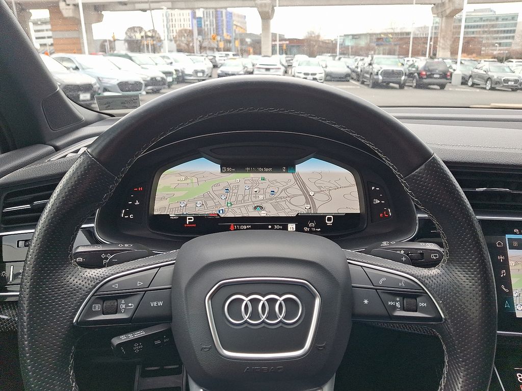 Thumbnail: 2023 Audi SQ7 - 20