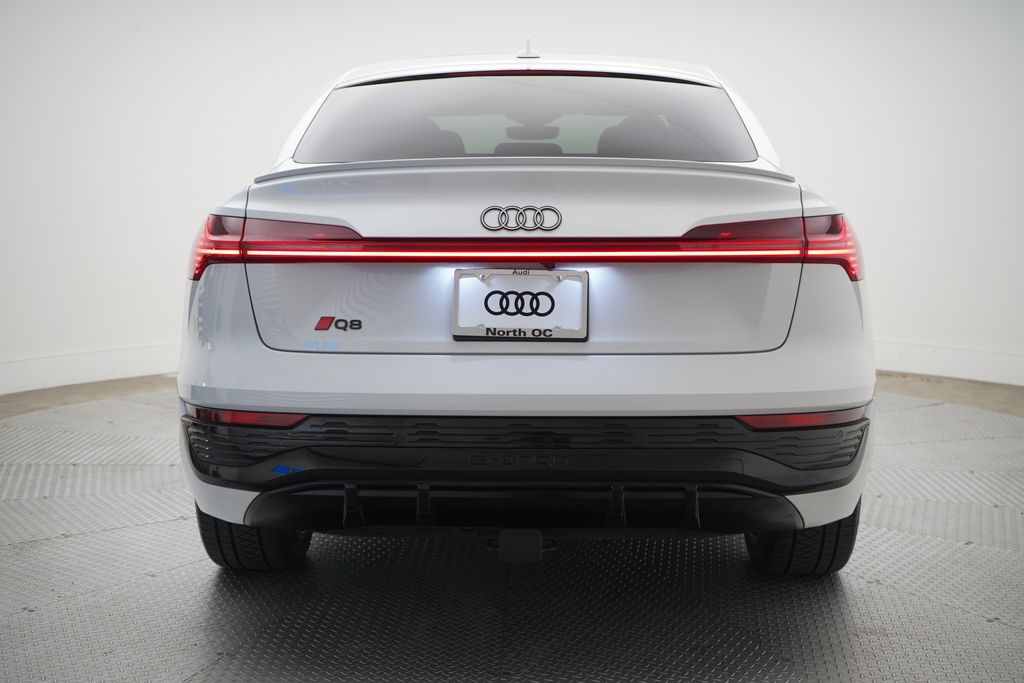 Thumbnail: 2024 Audi Q8 e-tron - 4