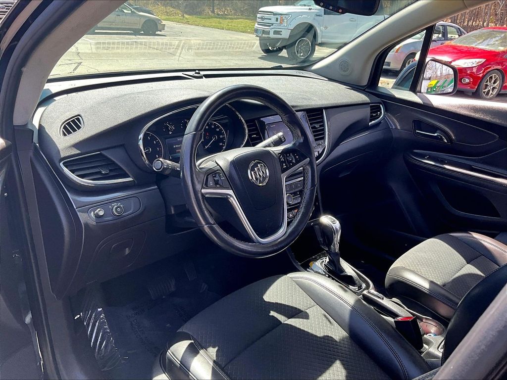 2021 Buick Encore — photo 8