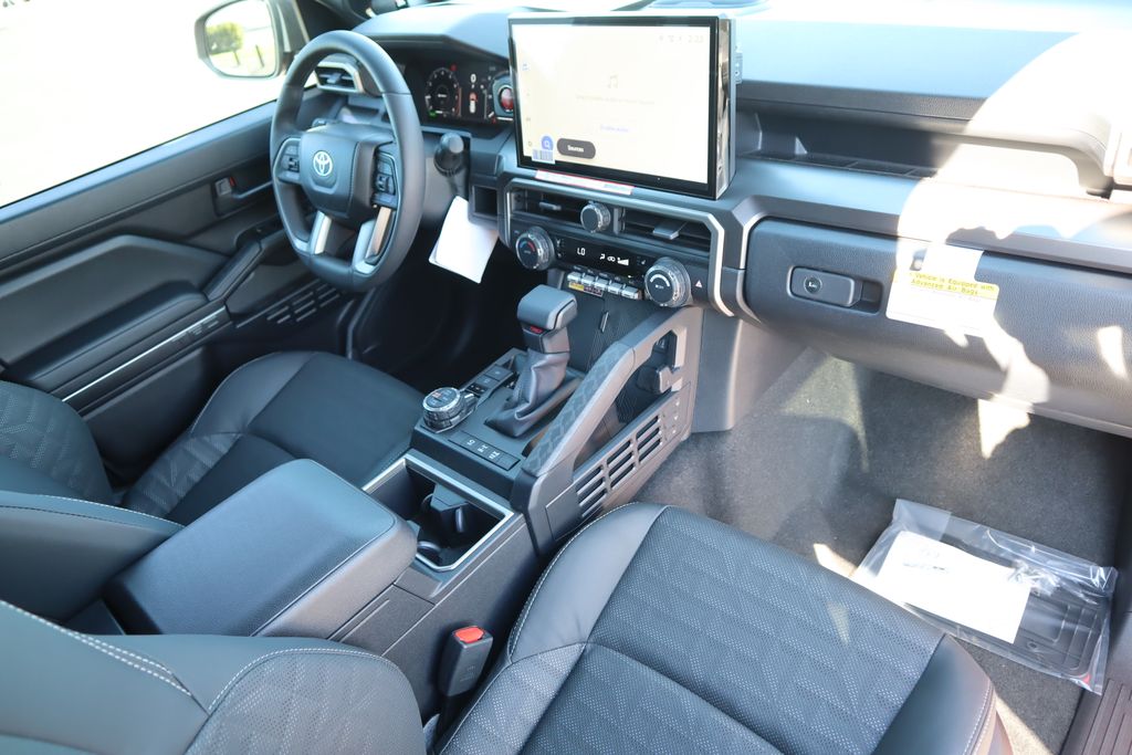 Thumbnail: 2026 Toyota 4Runner - 17