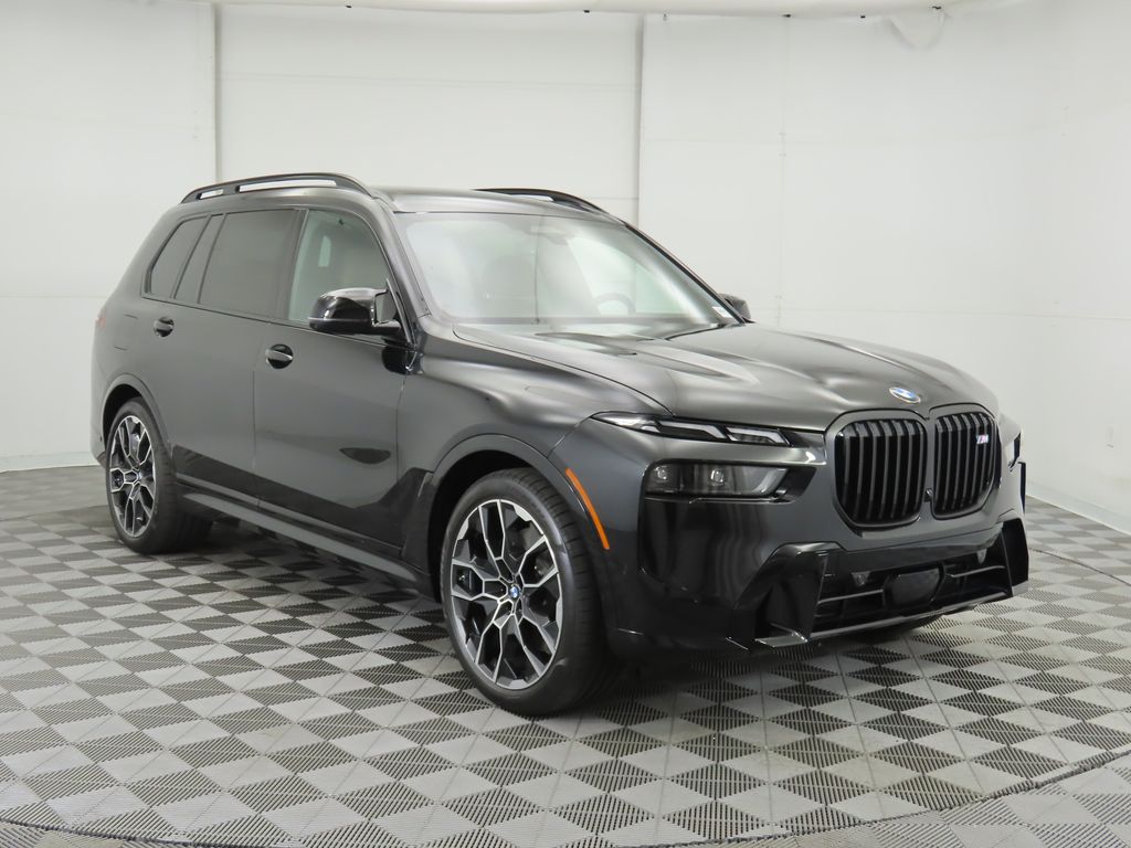 2025 BMW X7 M60i 3