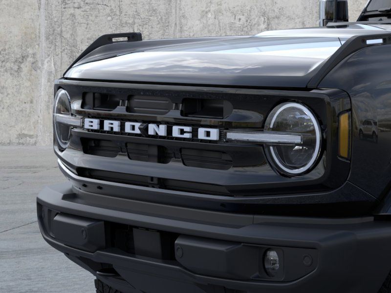 2026 Shadow Black Ford Bronco Outer Banks 4X4 SUV