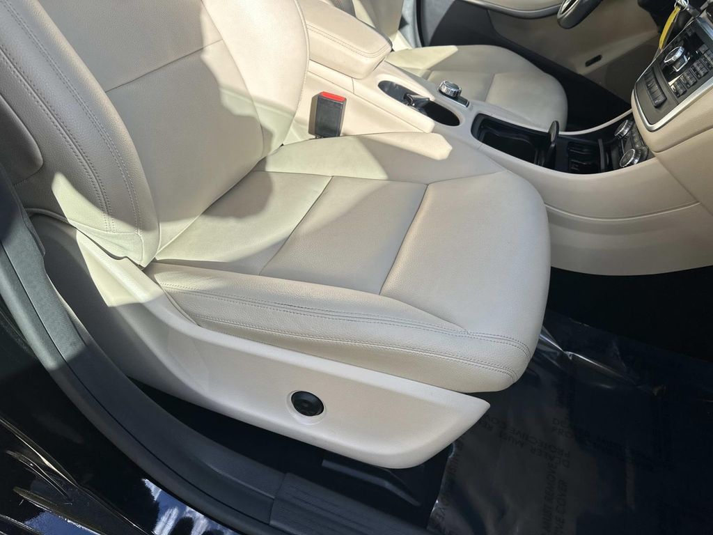 Thumbnail: 2014 Mercedes-Benz CLA - 22