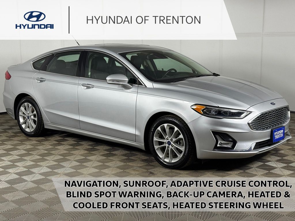 2019 Ford Fusion Energi Titanium FWD