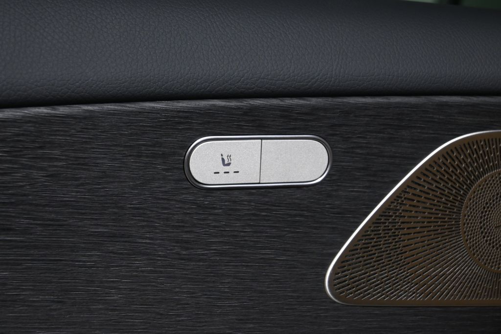 Thumbnail: 2026 Mercedes-Benz GLE - 27