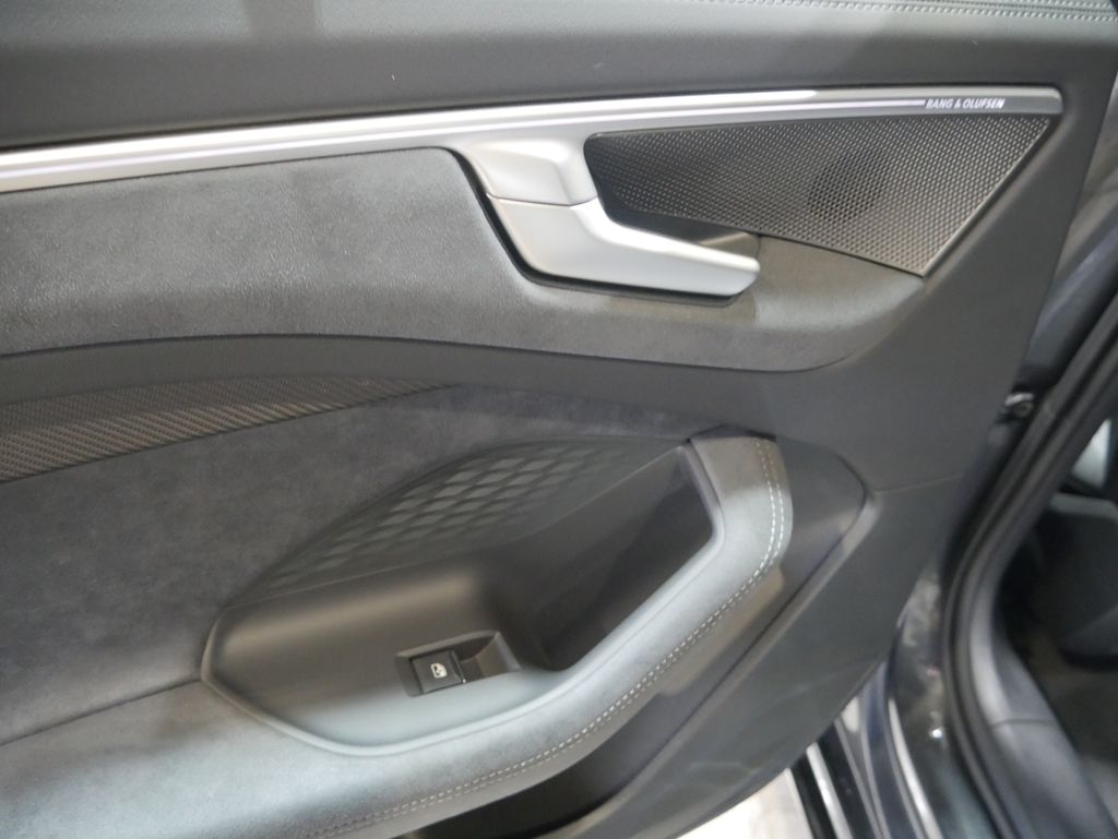 Thumbnail: 2026 Audi A6 - 20