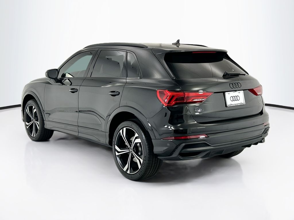 Thumbnail: 2023 Audi Q3 - 7