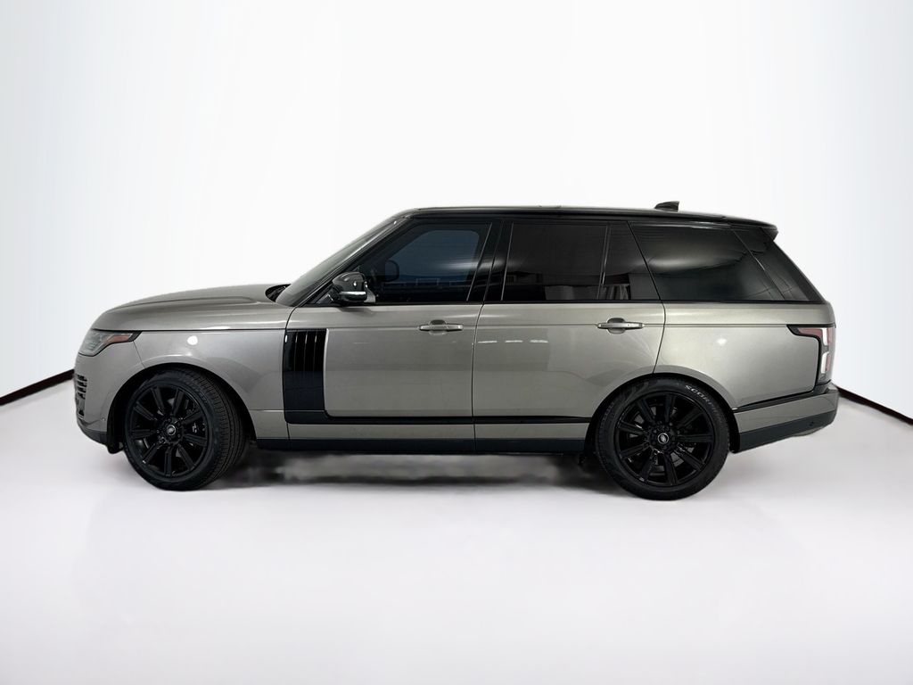 Thumbnail: 2022 Land Rover Range Rover - 8