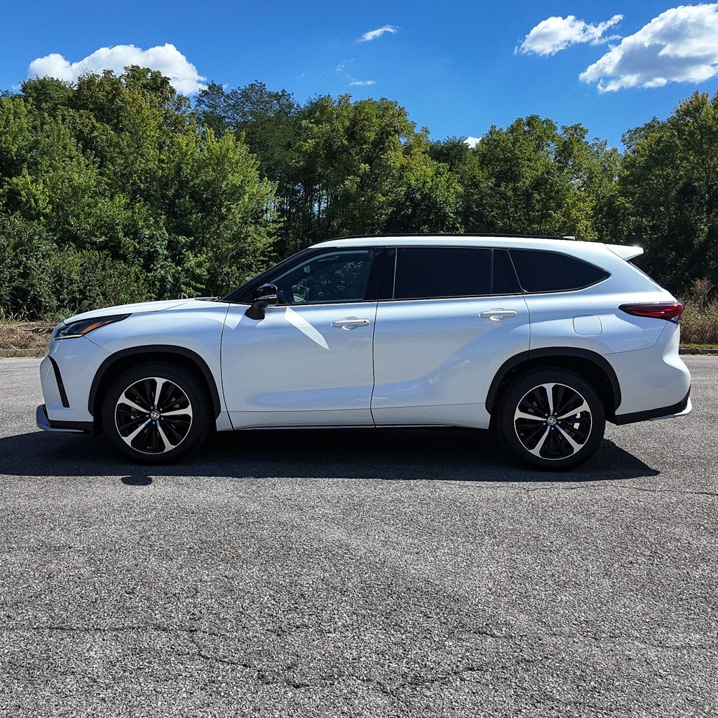 2022 Toyota Highlander XSE - Photo 50