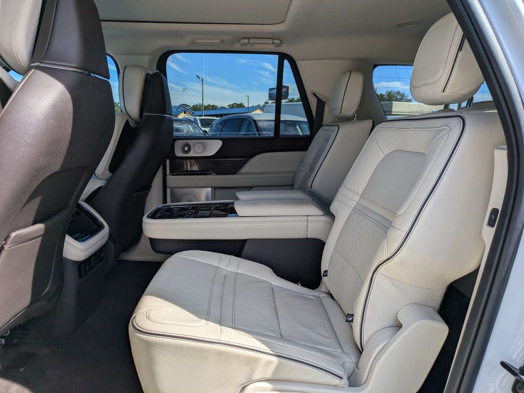 2022 Lincoln Navigator Black Label L