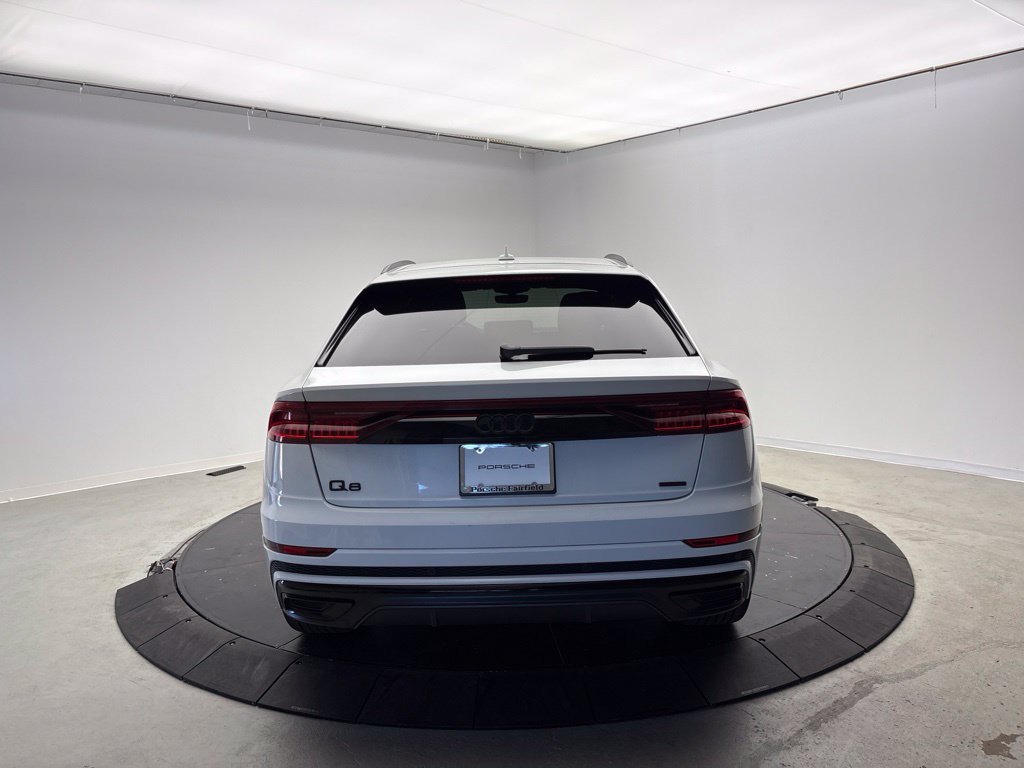 Thumbnail: 2020 Audi Q8 - 6