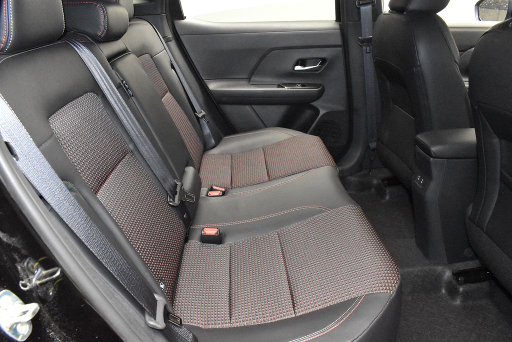 Thumbnail: 2026 Nissan Kicks - 28