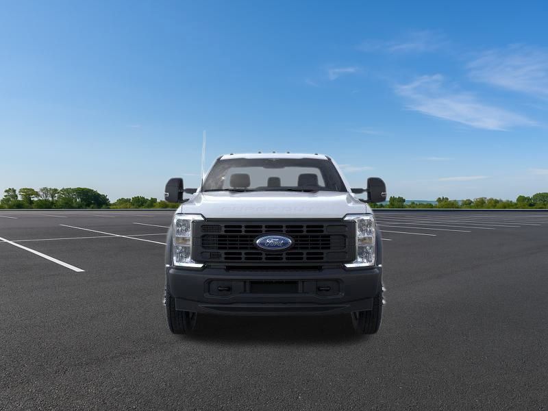 New 2025 Ford Super Duty F-550 Chassis Regular Cab (DRW) 169" Wheelbase XL