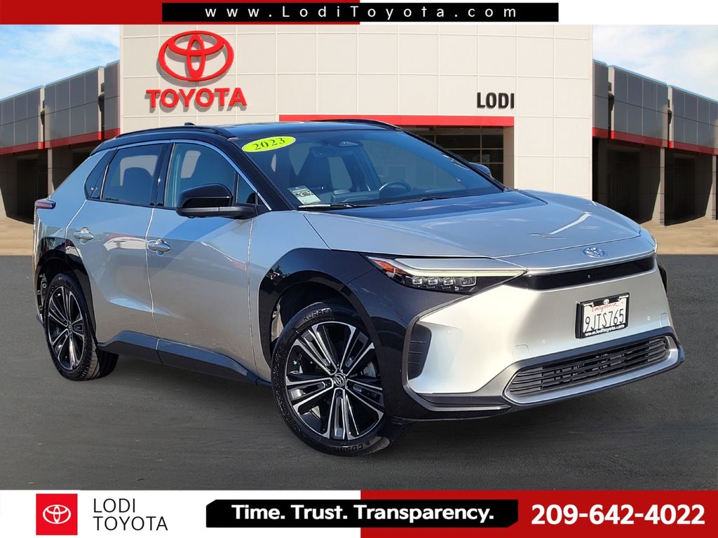 Wind Chill Pearl w/Black Roof 2023 Toyota bZ4X SUV / Crossover All-Wheel Drive Automatic