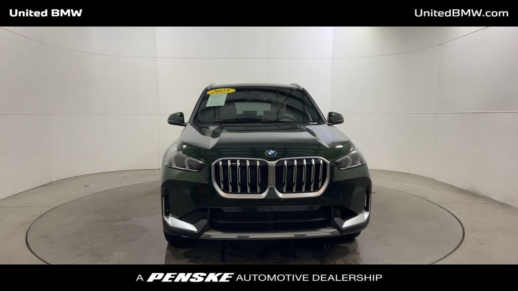 Thumbnail: 2025 BMW X1 - 3