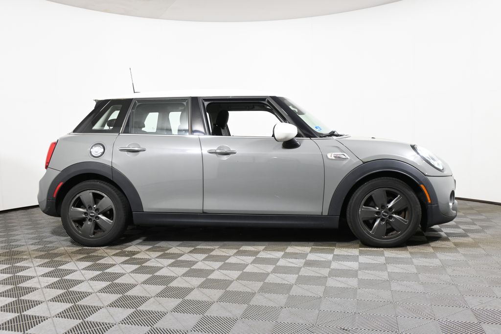 Thumbnail: 2021 MINI Cooper - 8