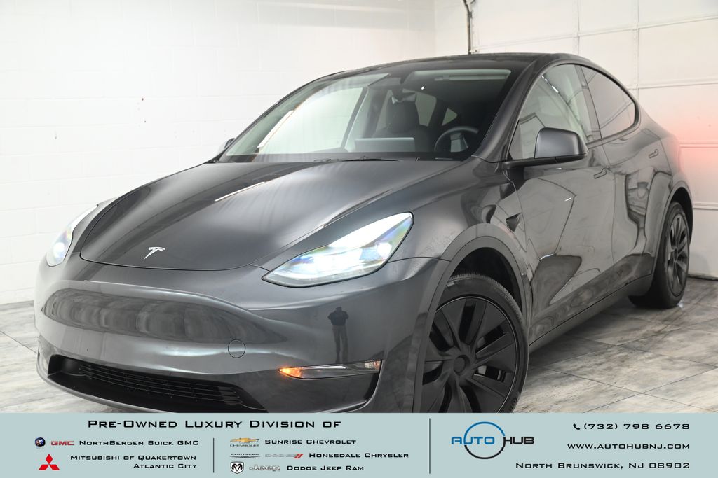 2025 Tesla Model Y Long Range AWD
