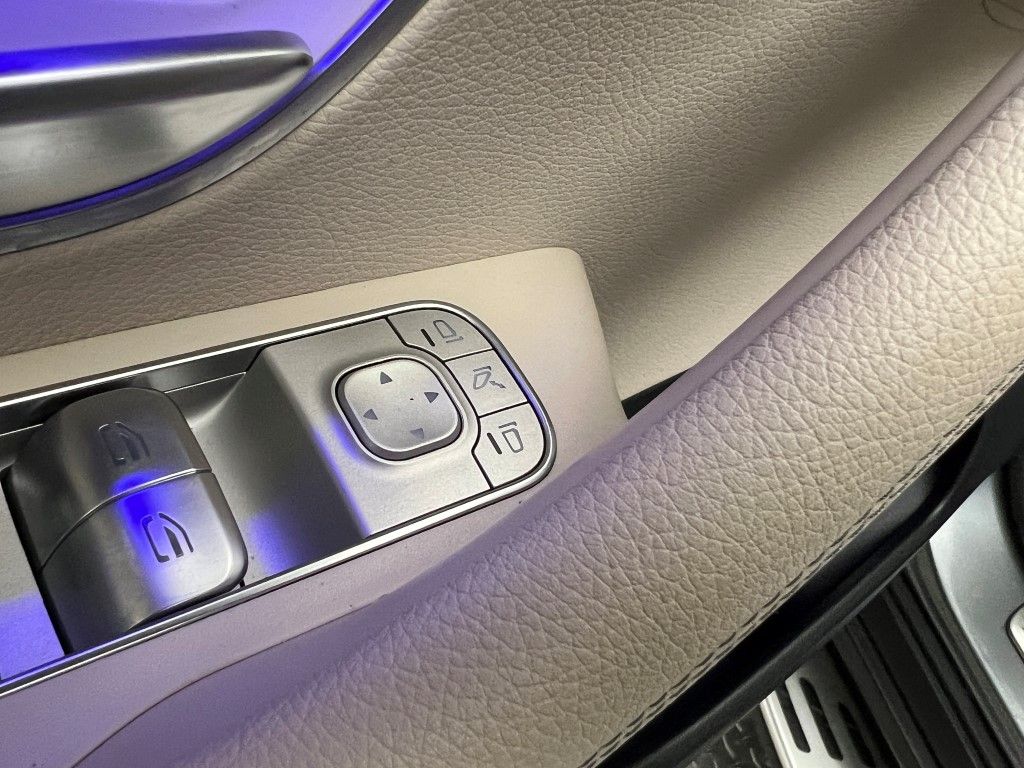 Thumbnail: 2023 Mercedes-Benz GLE - 29