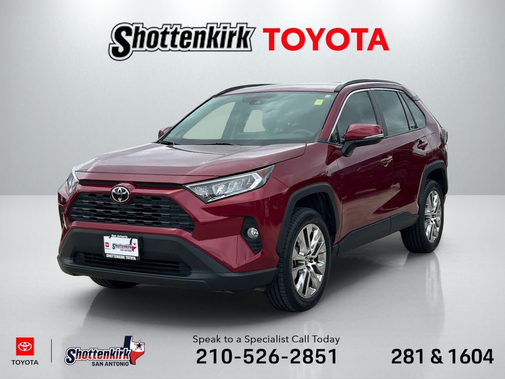 2020 Toyota RAV4 XLE Premium FWD's photo