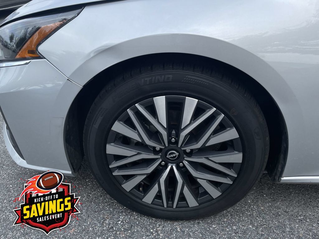 Used 2024 Nissan Altima Sedan