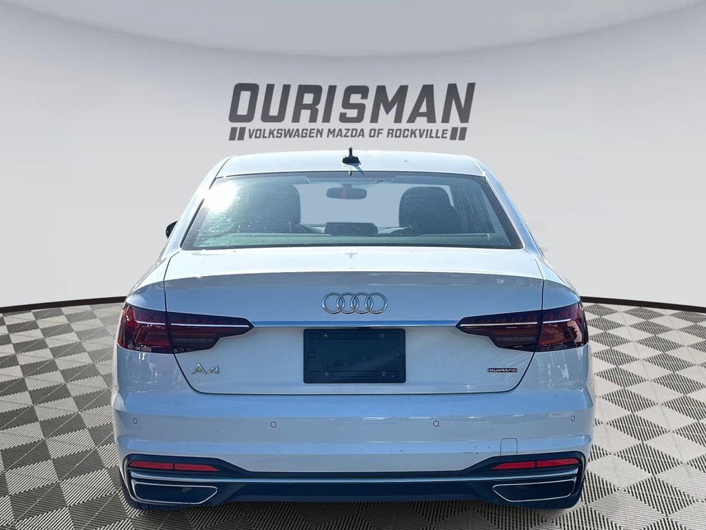 2022 Audi A4 40 Premium Plus photo