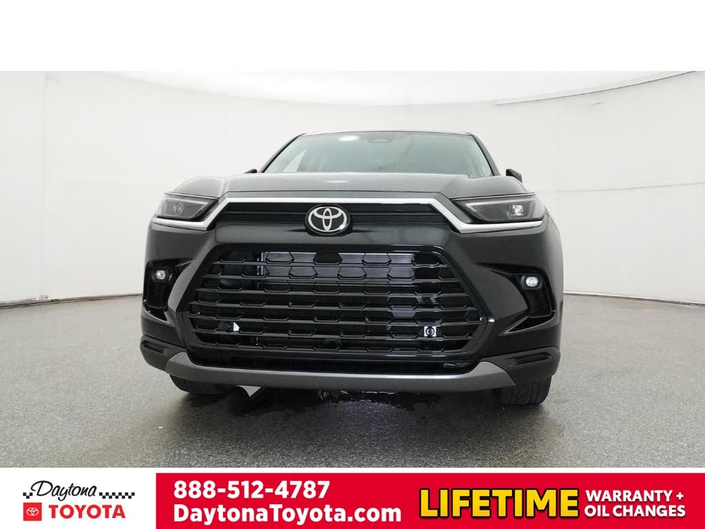 New 2026 Toyota Grand Highlander Hybrid SUV