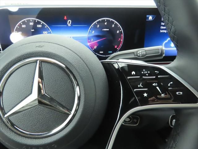 Thumbnail: 2026 Mercedes-Benz GLE - 12