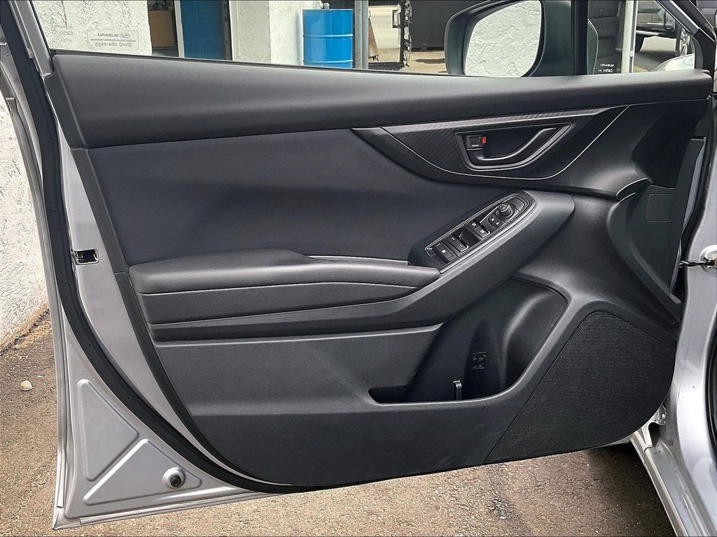 2022 Subaru Impreza — photo 9