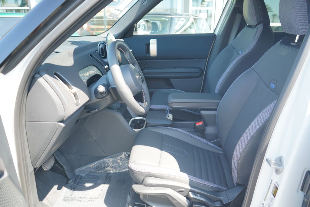 Thumbnail: 2026 MINI Cooper Countryman - 6